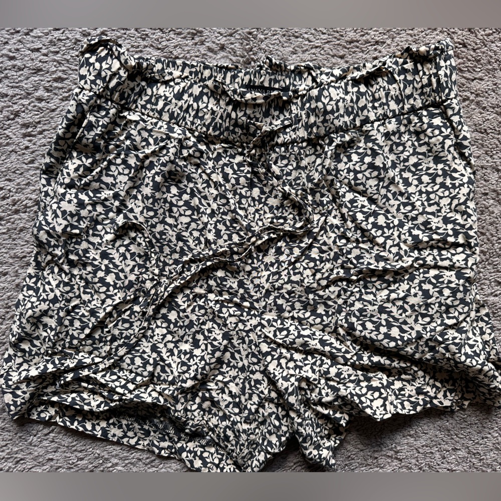 Banana republic shorts